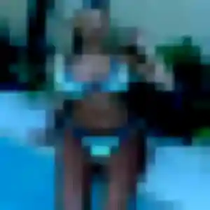 Eugenie, 27 ans, en ligne à Andernos-les-Bains pour un rencontre sexe