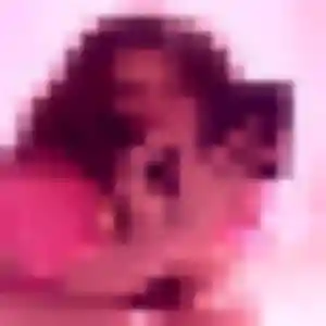 Contacte Sylviane, 19 ans à Andrézieux-Bouthéon en privé