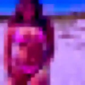 Yasmina, 33 ans, connectée à Arpajon pour une rencontre coquine