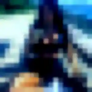 Contacte Henriette, 30 ans à Arradon en privé