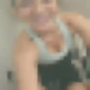 Charmante Nadine, 25 ans à Auch - la contacter