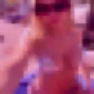 Alienor de Aurillac, 28 ans - rencontre sexe discret