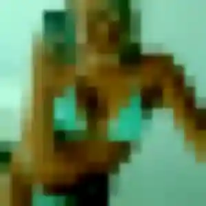Vicky, femme de 31 ans propose rencontre sexe à Beauvoisin