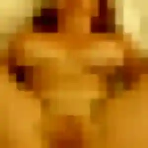 Rejoins Irina, 33 ans à Biscarrosse en privé