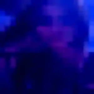 Rejoins Laura, 19 ans à Bouéni gratuitement