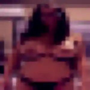 Profil de Elena à Bricquebec-en-Cotentin (21 ans) - rencontre sexe discret