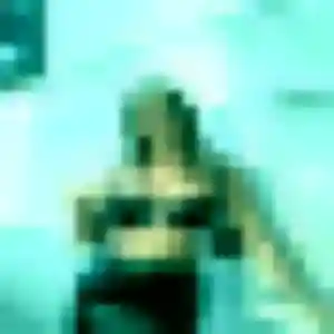 Profil de Valentina à Buc (26 ans) - rencontre sexe discret