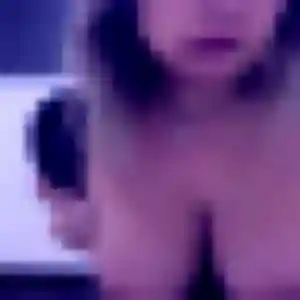 Zineb de Cabestany, 24 ans - rencontre sexe sans prise de tête