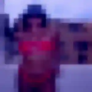 Amandine, 31 ans, connectée à Chambray-lès-Tours pour une rencontre coquine