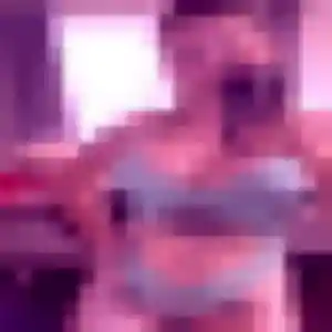 Tatiana, 30 ans, connectée à Cormelles-le-Royal pour une rencontre coquine