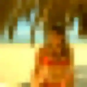Photo de Anne-Laure à Cuges-les-Pins (35 ans) - rencontre sexe discret