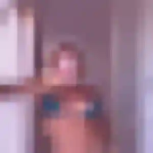 Caroline, 28 ans, connectée à Domène pour un rencontre sexe