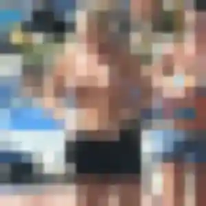 Gaelle (31 ans) à Douarnenez attend une rencontre ce soir