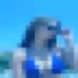 Delia, fille de 19 ans propose rencontre sexe à Dourges