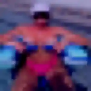 Photo de Nicole à Fouesnant (41 ans) - rencontre sexe gratuit