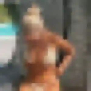 Raphaelle, 35 ans, en ligne à Gières pour une rencontre coquine