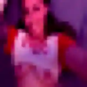 Sexy Natasha, 25 ans à Houilles - découvrir son profil