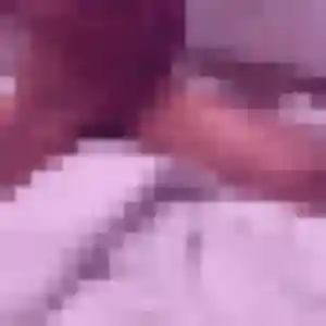 Contacte Celine, 30 ans à Issy-les-Moulineaux en privé