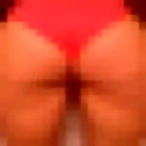 Noura, femme de 26 ans propose rencontre sexe à La Mulatière