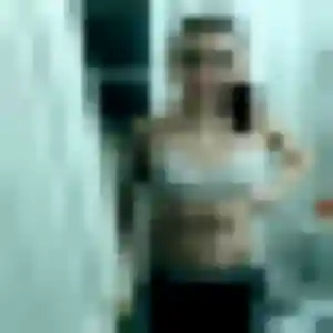 Virginie, 26 ans, connectée à Lannilis pour un rencontre sexe