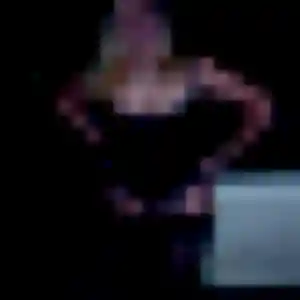 Alessandra (36 ans) à Larmor-Plage attend une rencontre ce soir