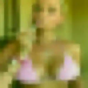 Rejoins Agathe, 32 ans à Le Creusot gratuitement