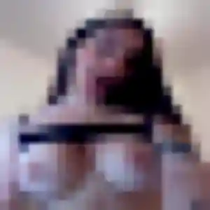 Photo sexy de Odette, 24 ans à Le Soler - rencontre coquine