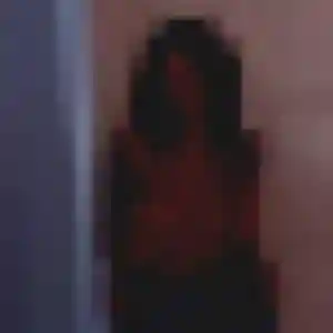 Oriane, 19 ans, en ligne à Les Abymes pour une rencontre coquine