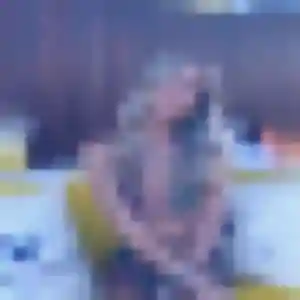 Uranie, 38 ans, en ligne à Loudéac pour une rencontre coquine