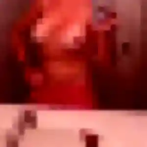 Emeraude, 32 ans, en ligne à Mâcon pour un rencontre sexe