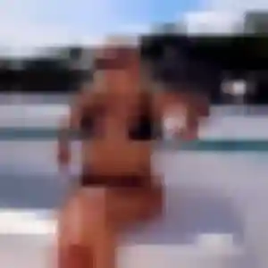 Rebecca (21 ans) à Macouria propose un rencontre sexe maintenant