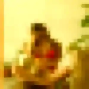 Elena (27 ans) à Mazé-Milon propose une rencontre maintenant