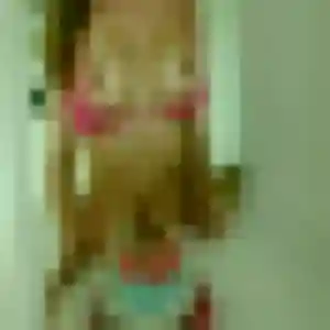Photo sexy de Mathilda, 21 ans à Moëlan-sur-Mer - plan discret