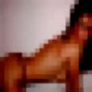 Iris de Neufchâteau, 20 ans - rencontre sexe discret