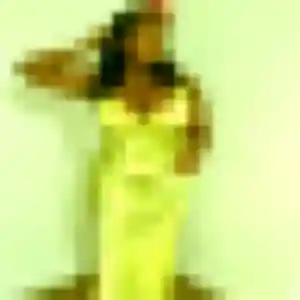 Laurence, 33 ans, en ligne à Ollioules pour un rencontre sexe