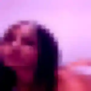 Touria (31 ans) à Perros-Guirec propose une rencontre ce soir
