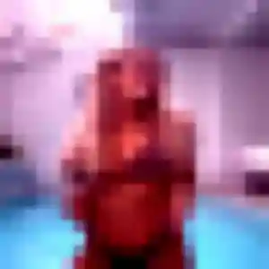 Lamia, 36 ans, en ligne à Plouay pour un rencontre sexe