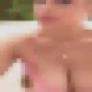 Emeraude, 40 ans, connectée à Ploufragan pour une rencontre coquine