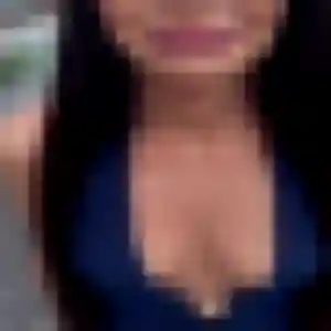 Rejoins Yasmina, 28 ans à Quimperlé en privé