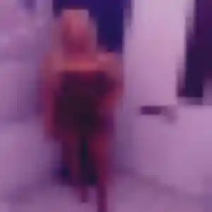 Elena, 35 ans, disponible à Saint-Apollinaire pour un rencontre sexe