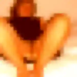 Anastasia, fille de 21 ans cherche rencontre sexe à Saint-Benoît