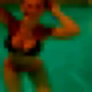Zara, 23 ans, connectée à Saint-Claude pour une rencontre coquine