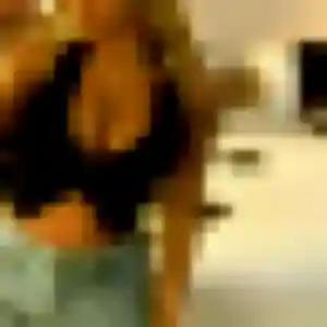 rencontre sexe à Saint-Florent-sur-Cher : profil de Geneve, 30 ans - accès libre