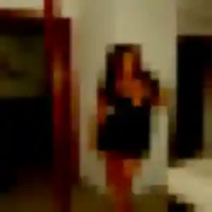 Charmante Clemence, 33 ans à Saint-Juéry - voir sa photo