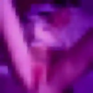 Photo privée de Julie, 39 ans à Saint-Martin-la-Pallu - rencontre sans lendemain