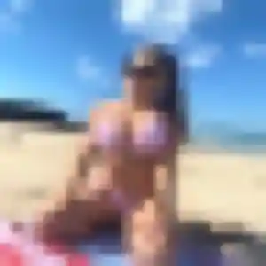 Photo de Azalee à Saint-Médard-en-Jalles (24 ans) - rencontre sexe sans inscription