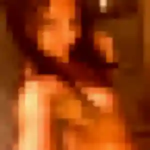 Sexy Lucienne, 43 ans à Saint-Mitre-les-Remparts - découvrir son profil