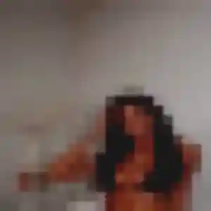 Flavie, 31 ans, connectée à Saint-Ouen-sur-Seine pour une rencontre coquine