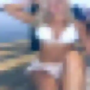 Photo privée de Heloise, 26 ans à Sallaumines - rencontre coquine