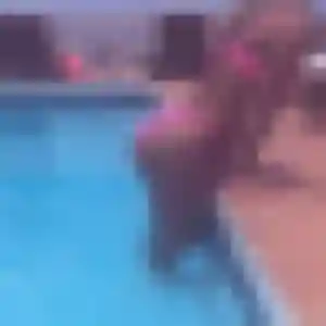 Découvre Marie-Helene, 26 ans à Sarzeau en privé